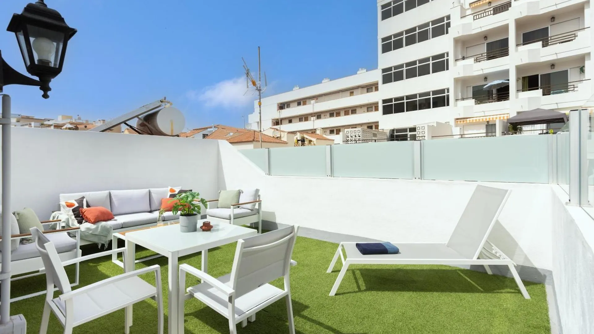 Casacharco - New Design & Spacious, In Historic Heart Of Puerto Puerto de la Cruz  Apartament Puerto de la Cruz (Tenerife)