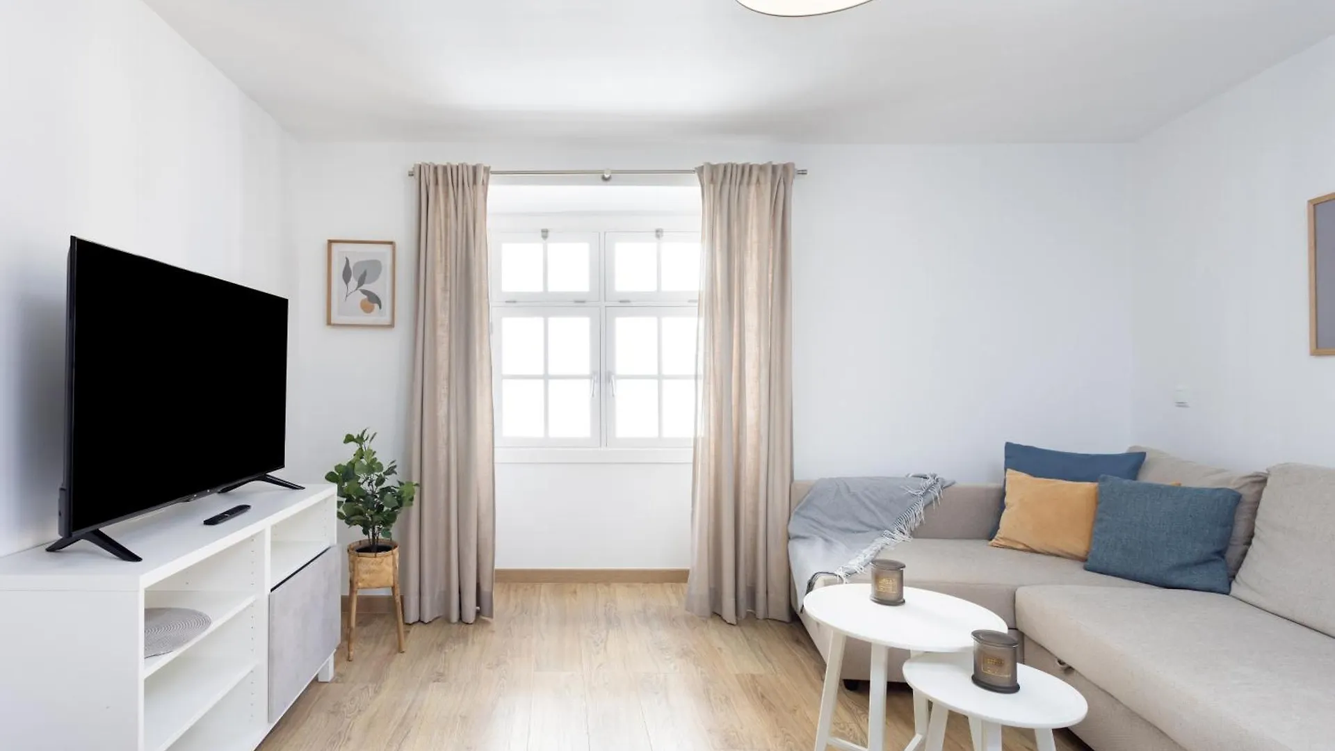 Apartament Casacharco - New Design & Spacious, In Historic Heart Of Puerto Puerto de la Cruz